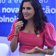 Dra. Mariana Maciel - Especialista em Medicina Integrativa